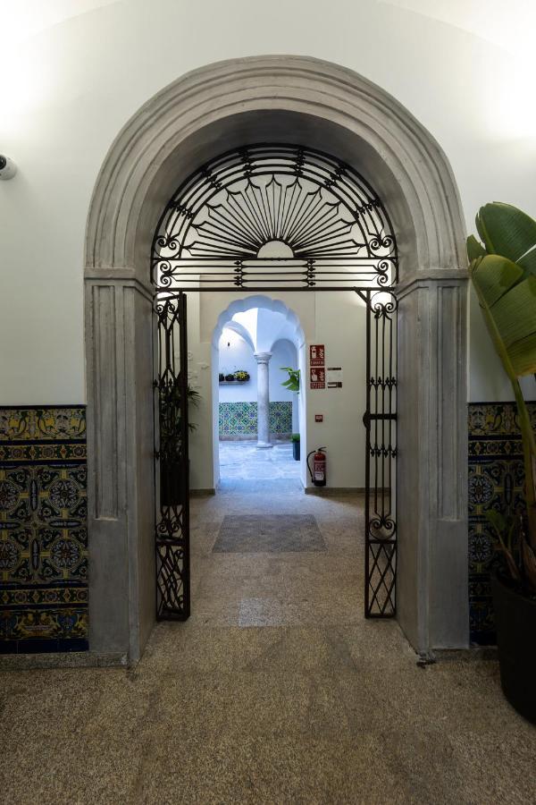 Apartamentos Turisticos De La Bernarda Caces 외부 사진