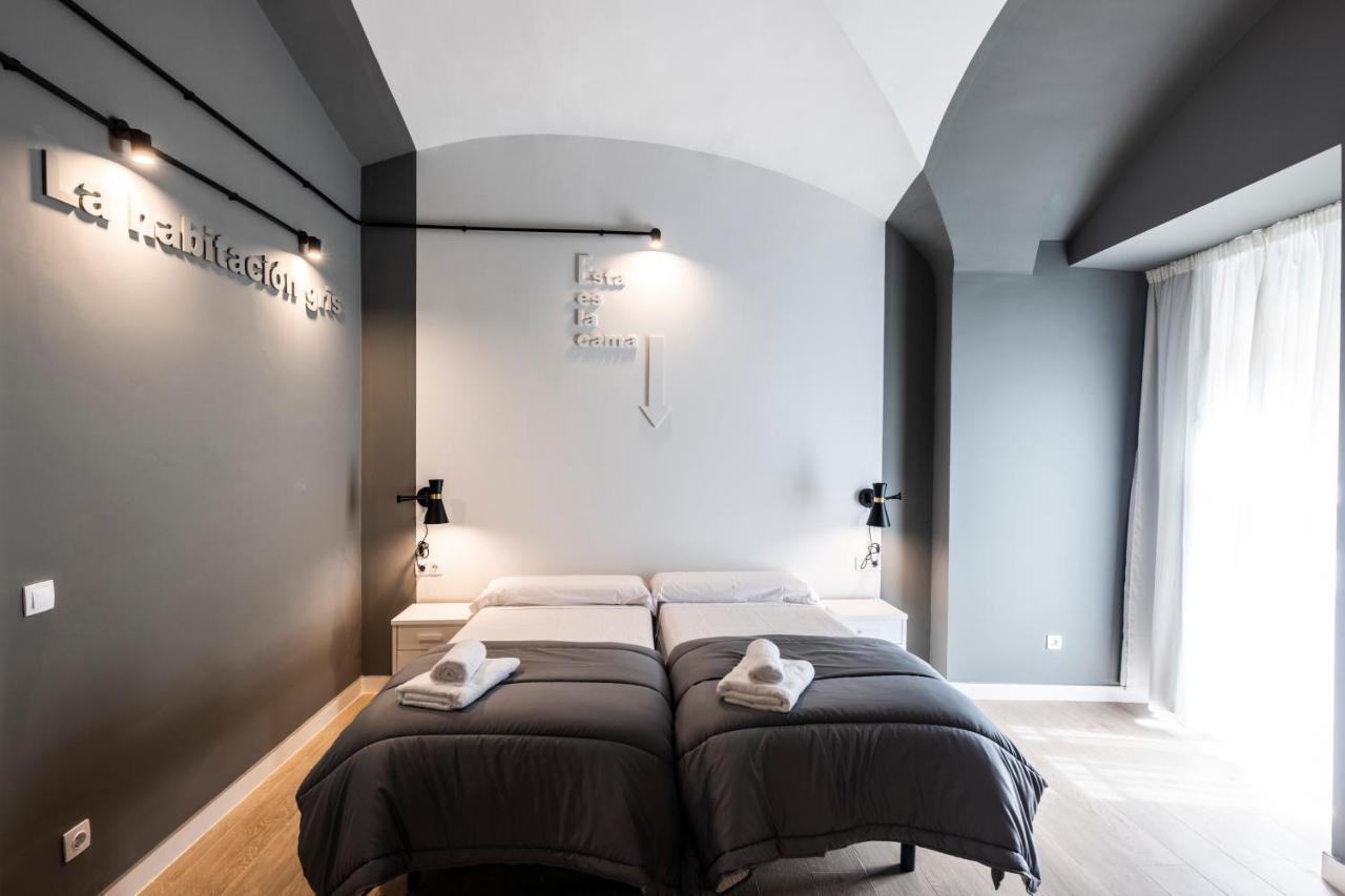 Apartamentos Turisticos De La Bernarda Caces 외부 사진
