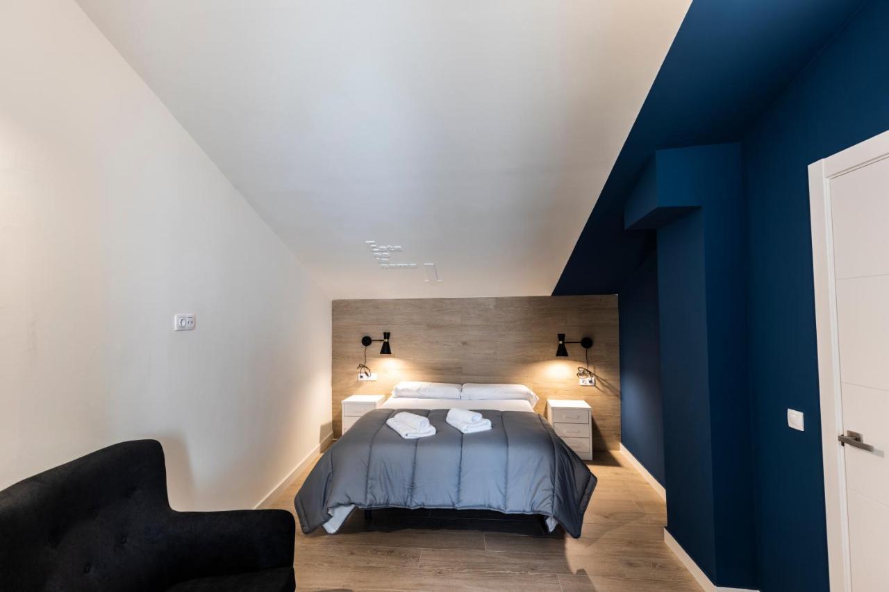 Apartamentos Turisticos De La Bernarda Caces 외부 사진