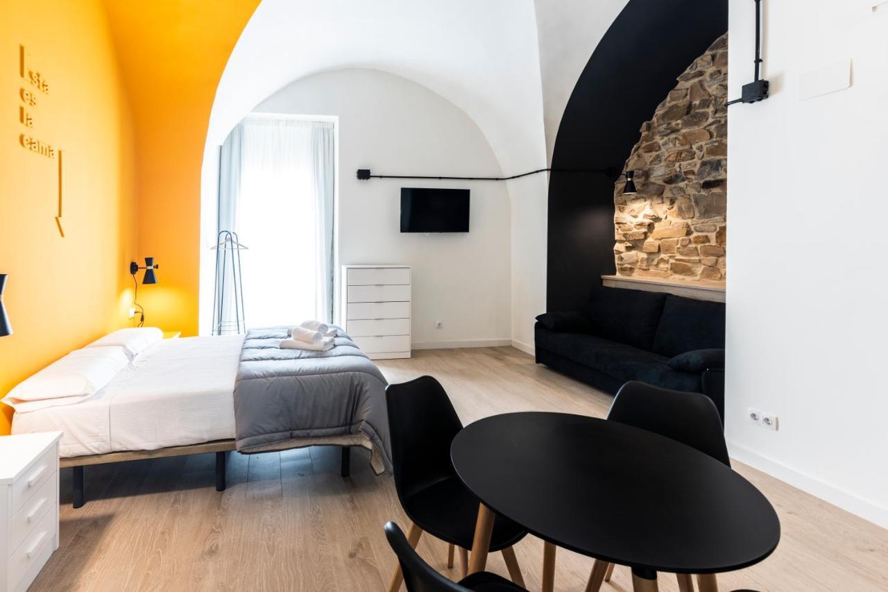 Apartamentos Turisticos De La Bernarda Caces 외부 사진